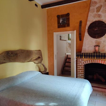 Art Rooms Joyful People Alberobello Eksteriør bilde