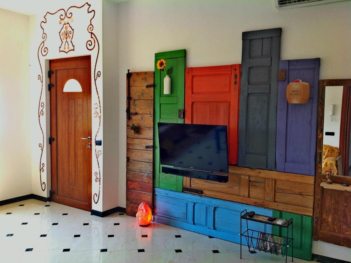 Art Rooms Joyful People Alberobello Eksteriør bilde
