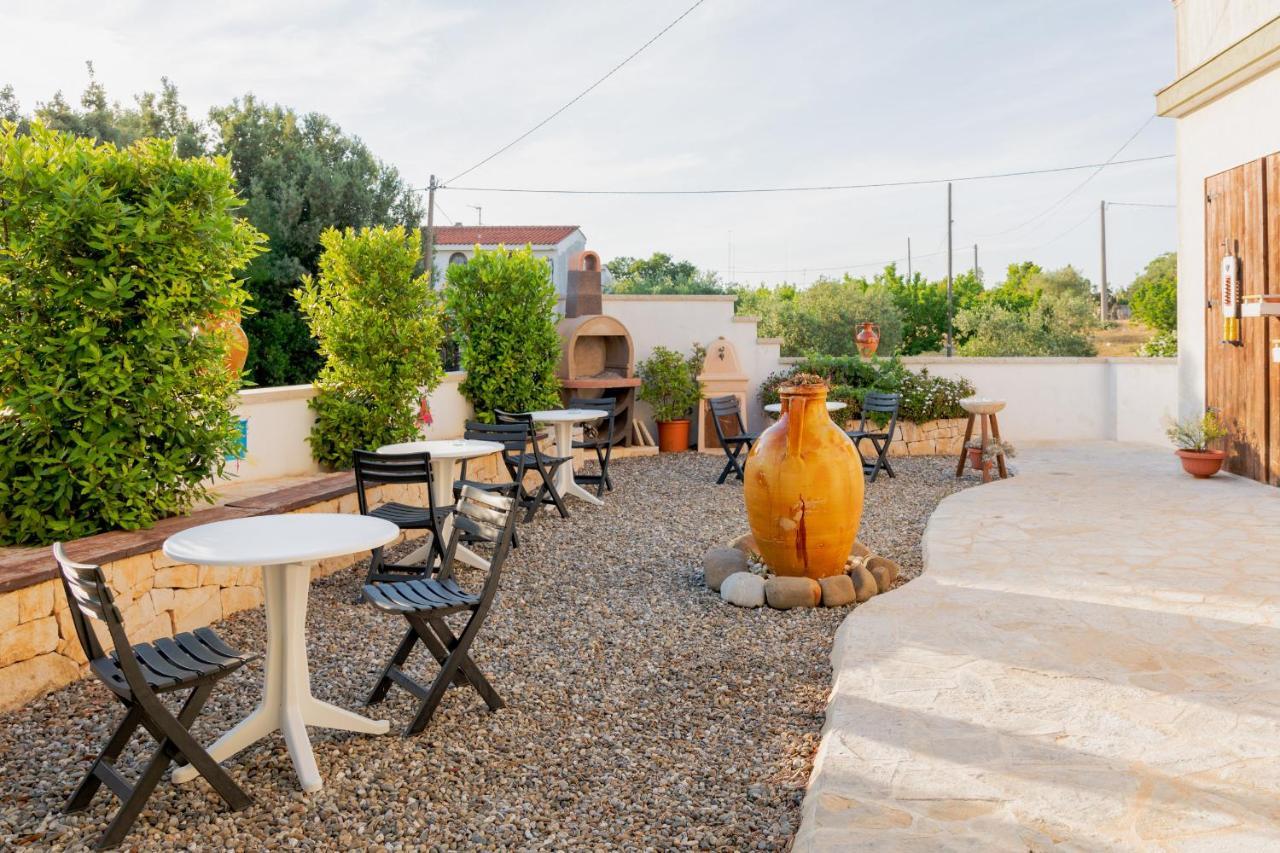 Art Rooms Joyful People Alberobello Eksteriør bilde