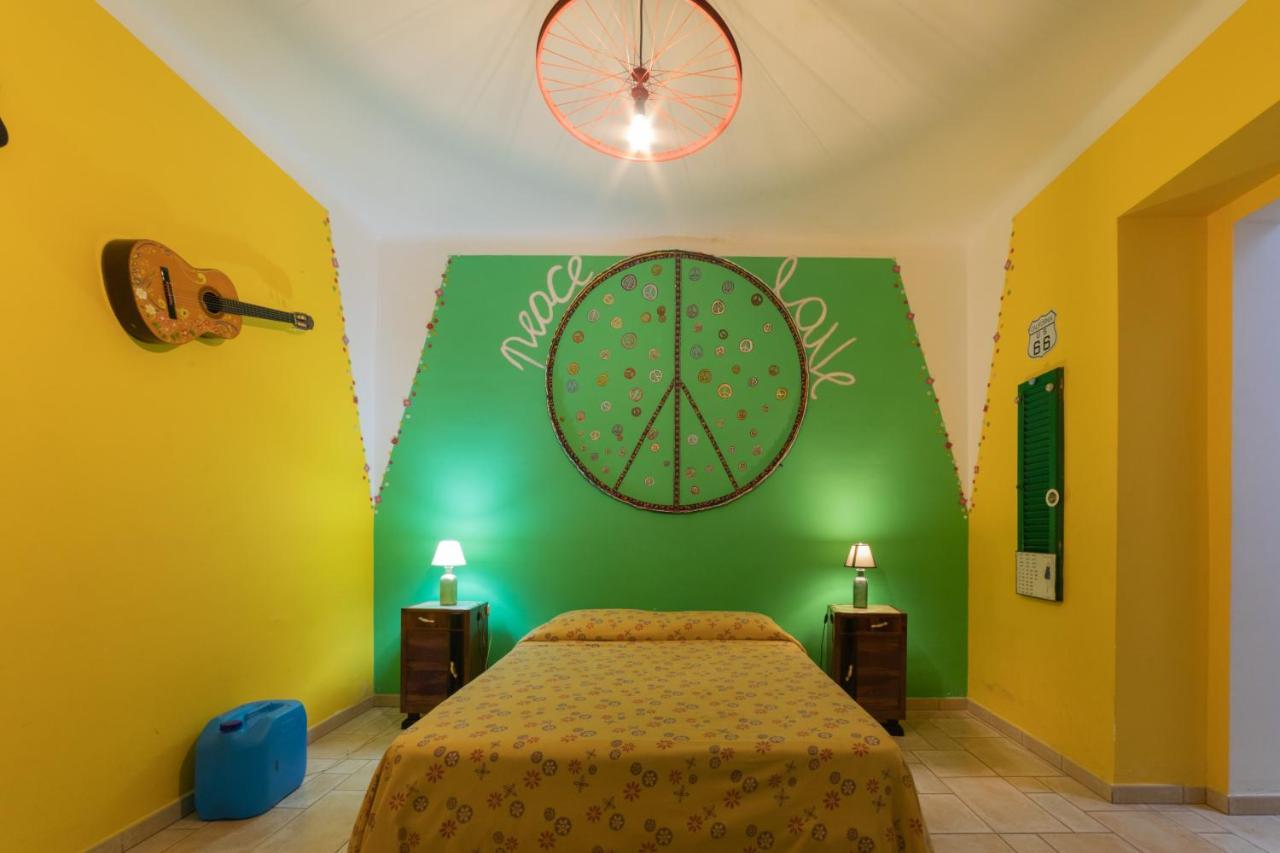 Art Rooms Joyful People Alberobello Eksteriør bilde